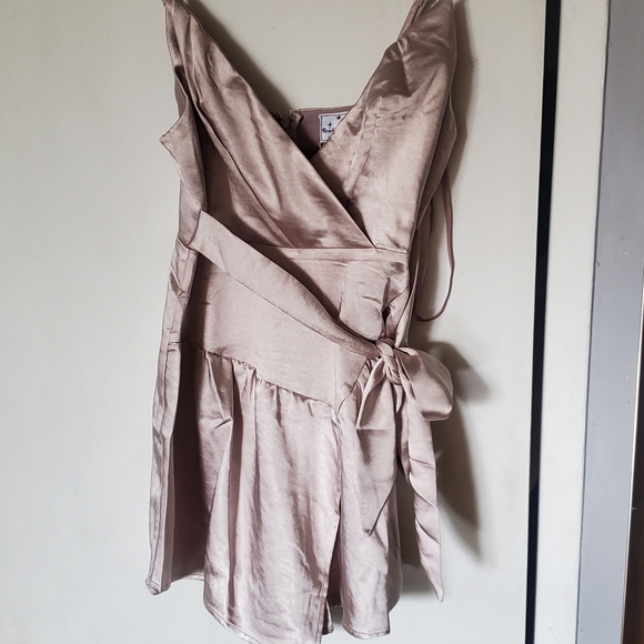 Brand new with tag Selfie Leslie Satin Romper - Picture 6 of 9